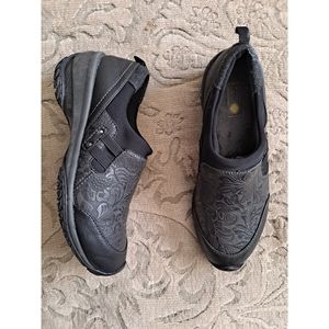 Women's Black Slip-On Comfort Shoes with Floral Embossing